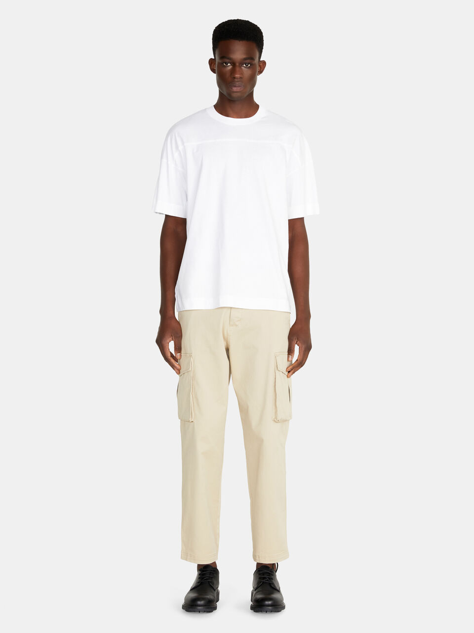 Relaxed fit cargos