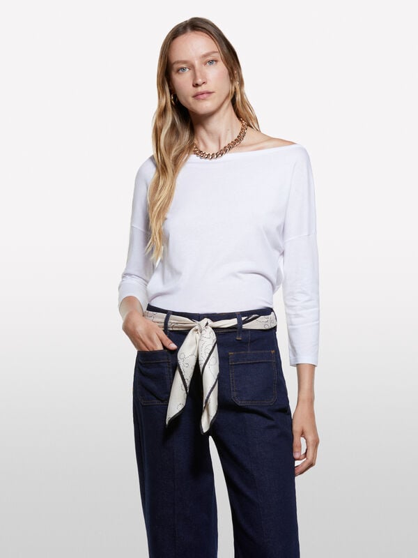 White t-shirt with boat neck White t-shirt with boat neck - women's long sleeve t-shirts | Sisley