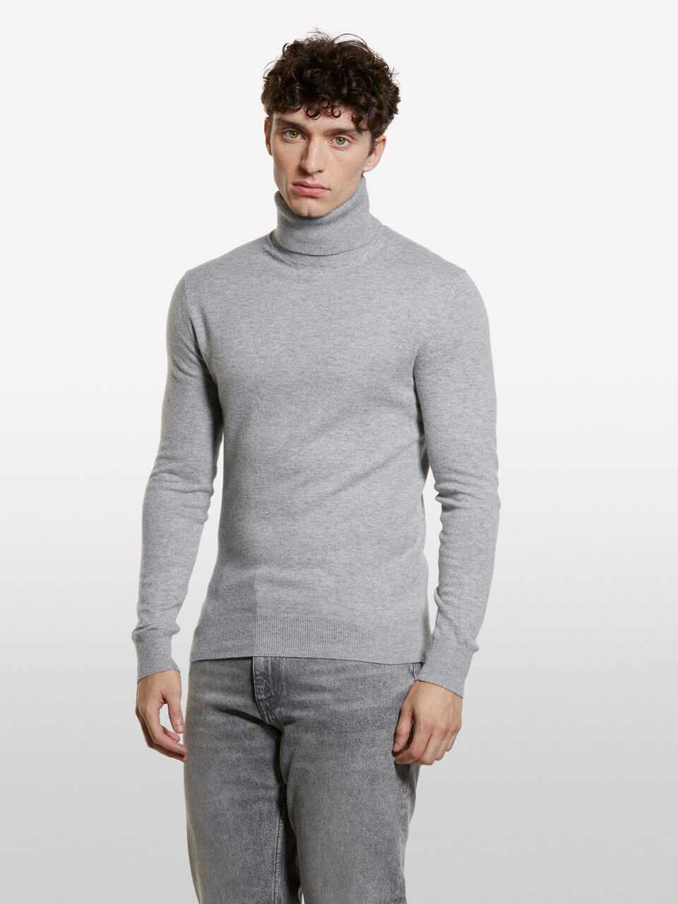 TURTLE NECK SW. L/S Men image number null