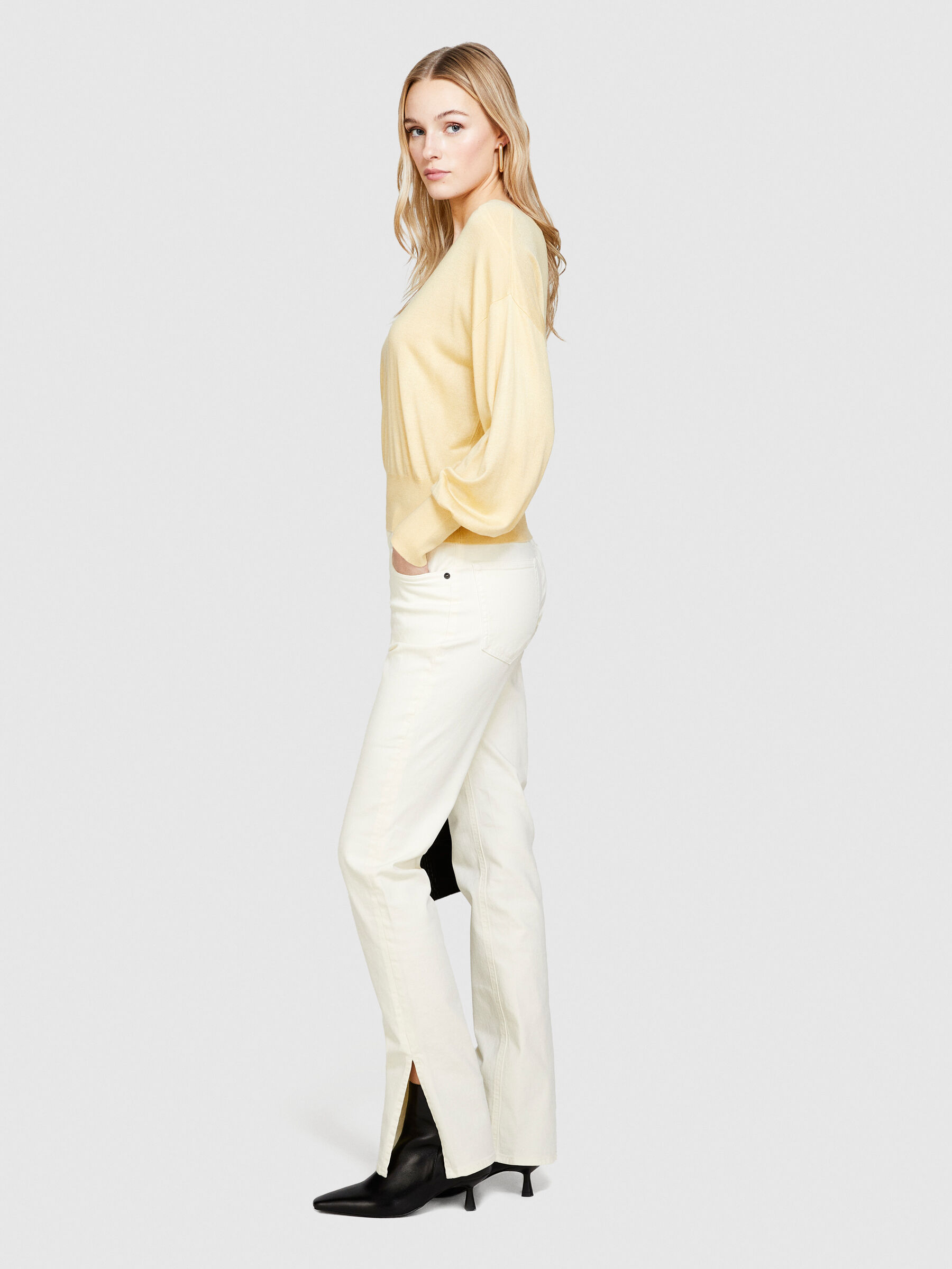 Top made of silk blend Women image number null