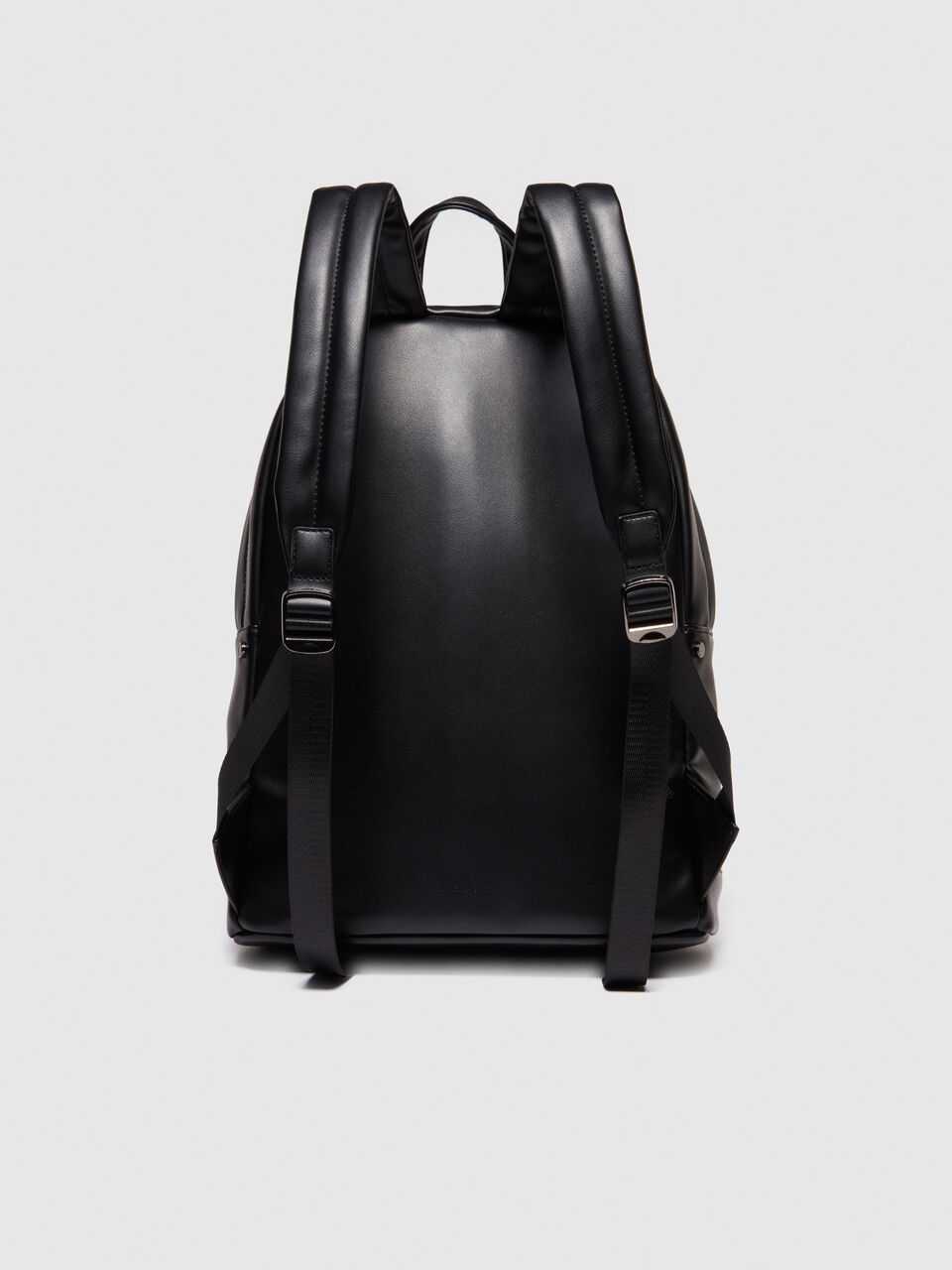 Solid colored rucksack Men image number null