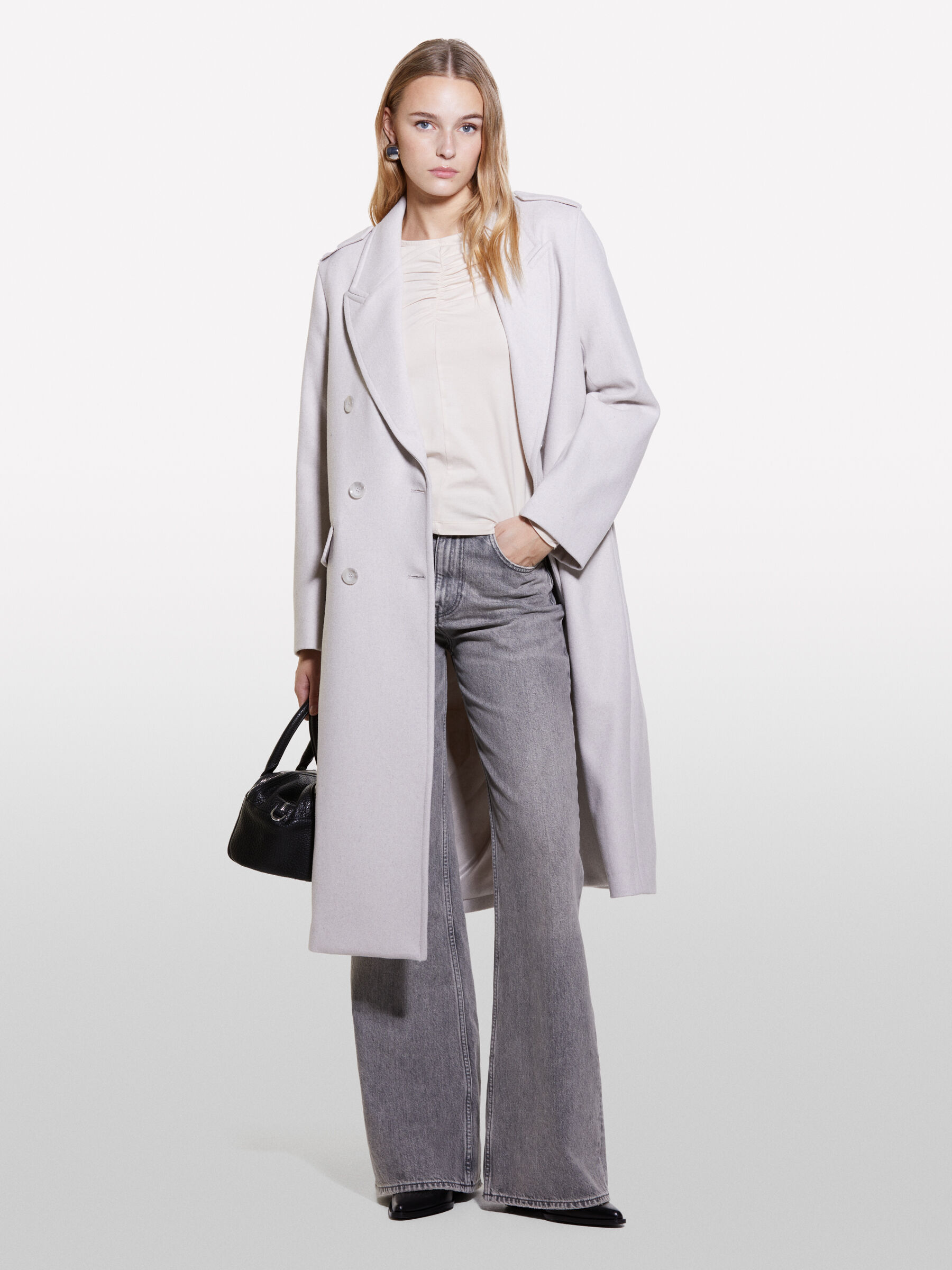 Women Coats: long and short, elegant and casual | Sisley
