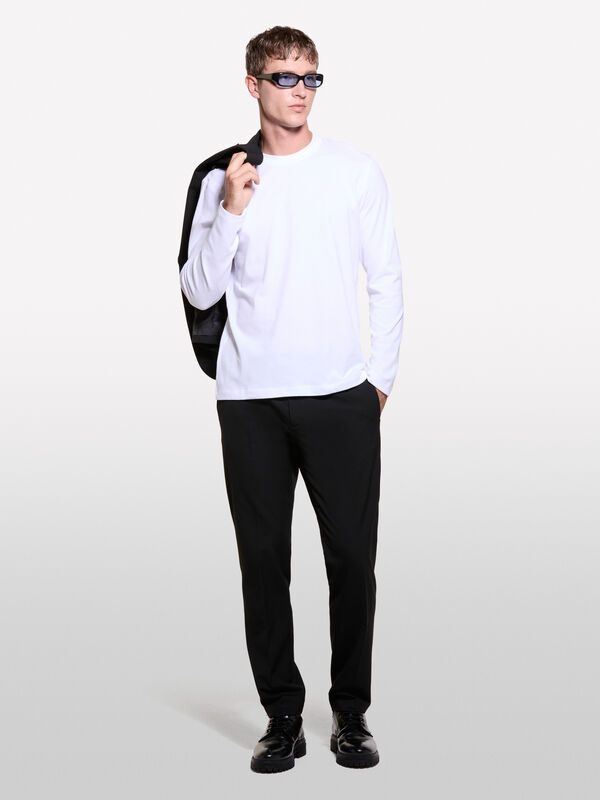 White long sleeve t-shirt in 100% organic cotton - men's long sleeve t-shirts | Sisley