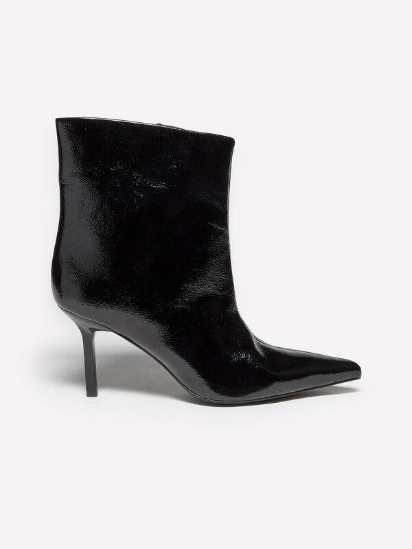 Ankle boots in shiny leather - women's boots and ankle boots | Sisley