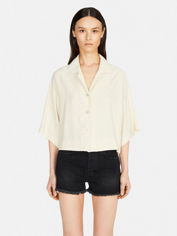 Boxy fit shirt with short sleeves