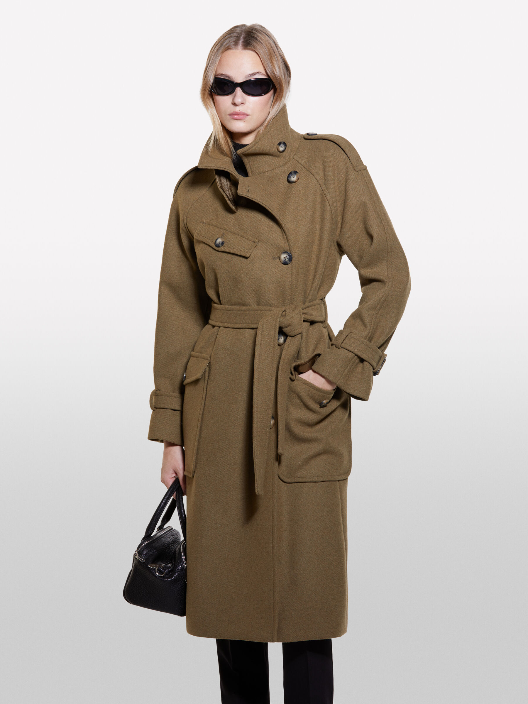 COAT Women image number null