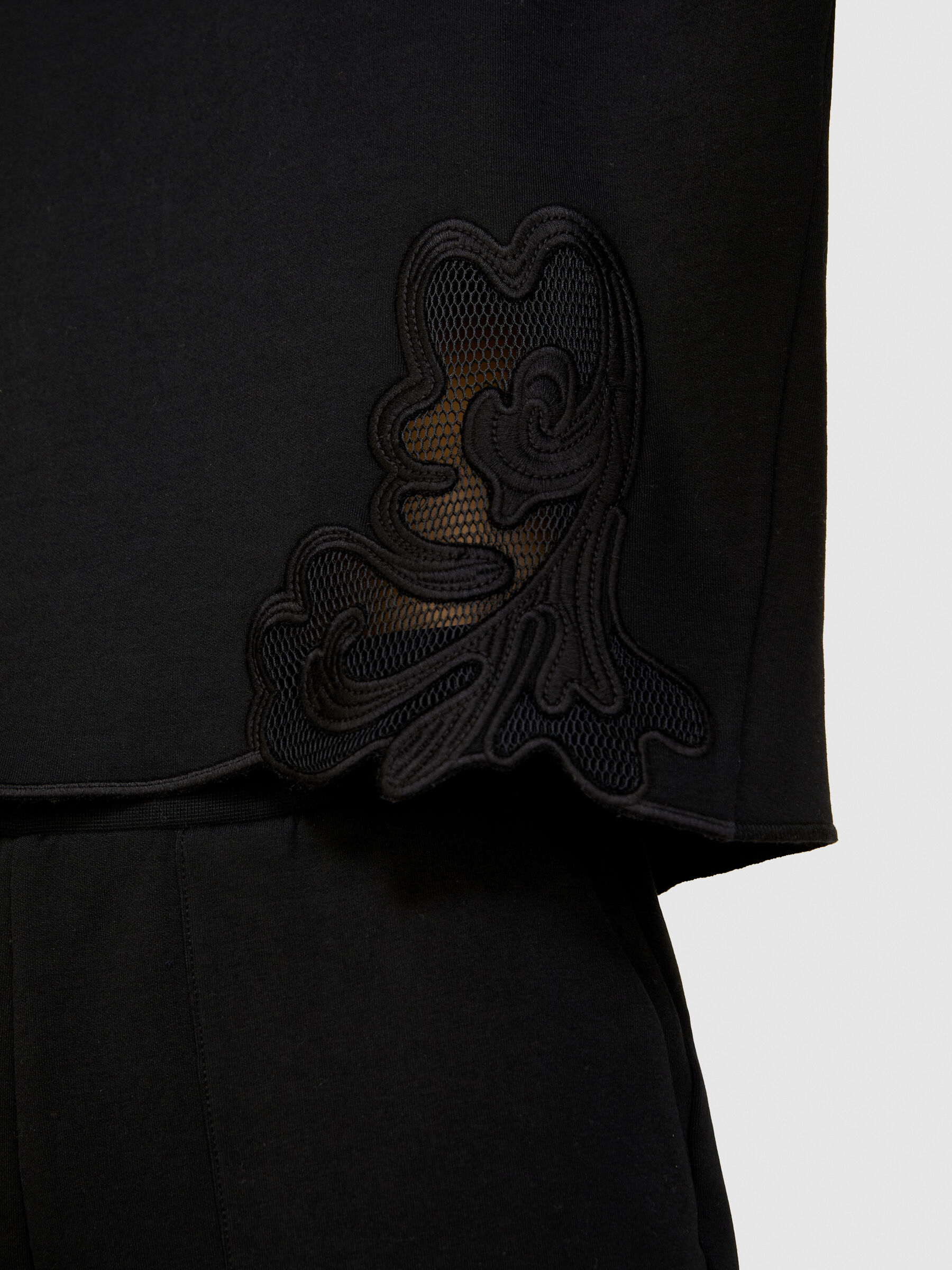 Sweatshirt with embroidery Women image number null