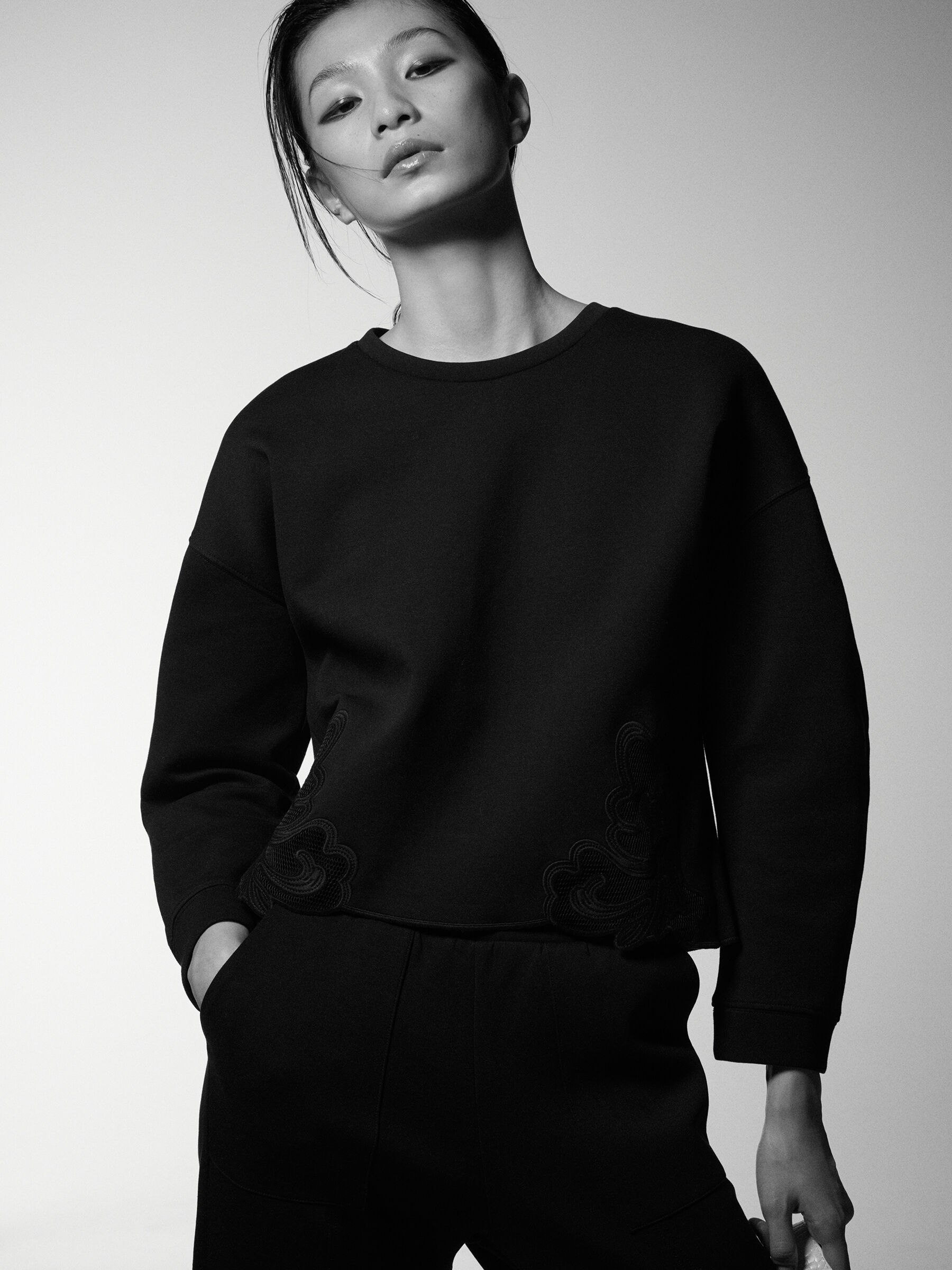 Sweatshirt with embroidery Women image number null