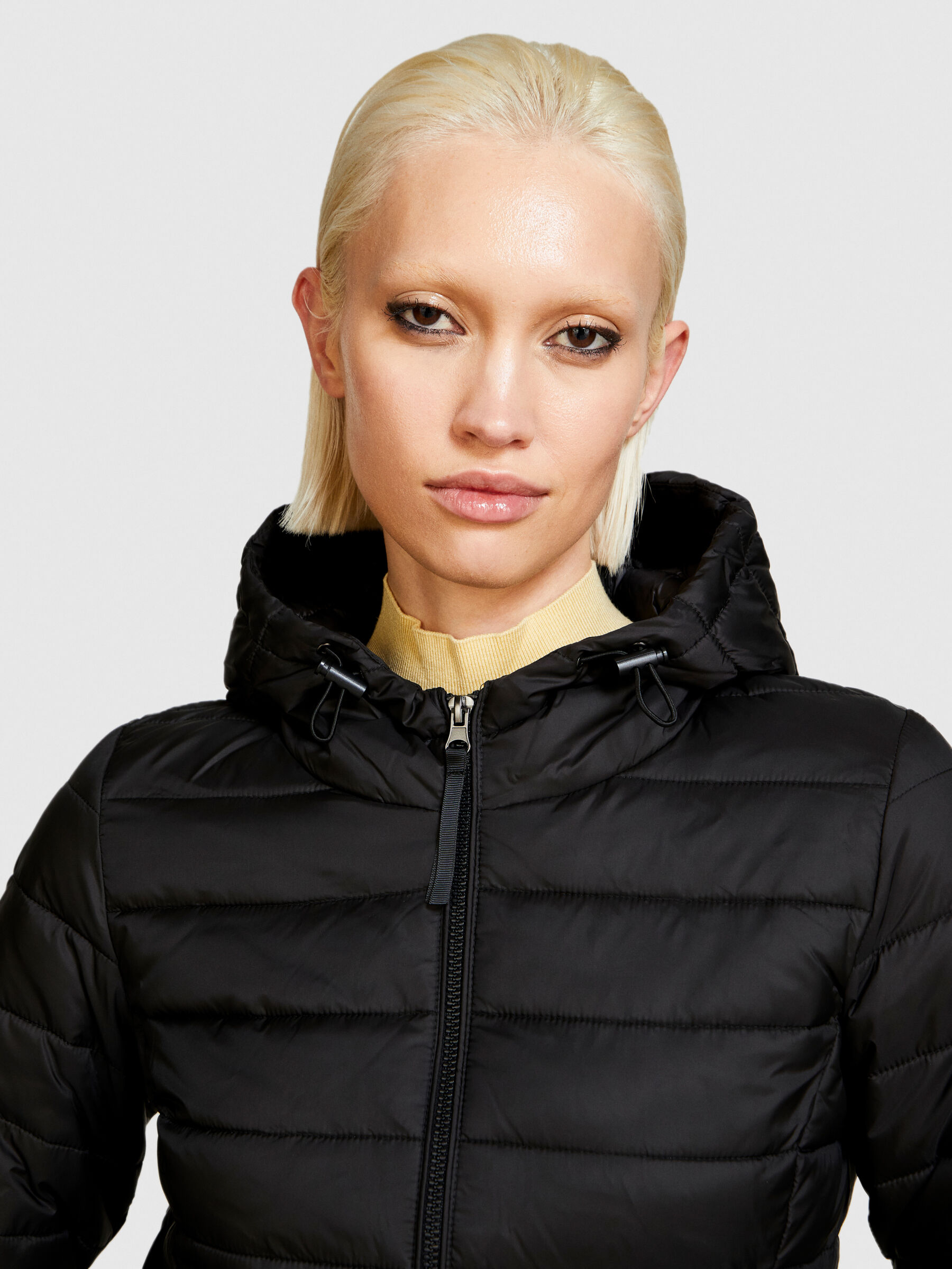 Padded slim comfort fit jacket Women image number null