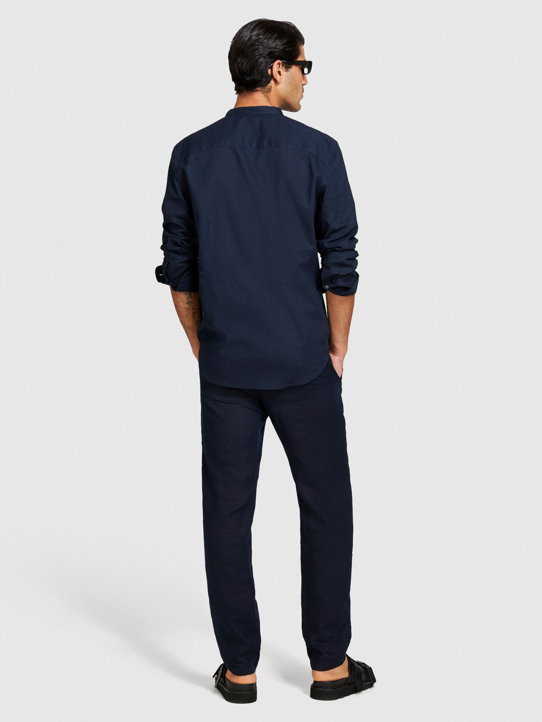 Mandarin collar shirt in linen blend Men image number null