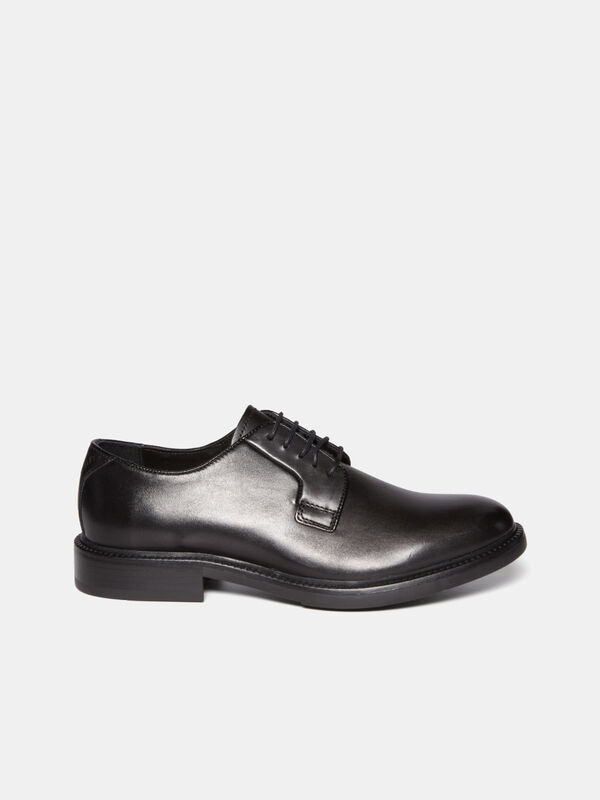 100% leather derby shoes