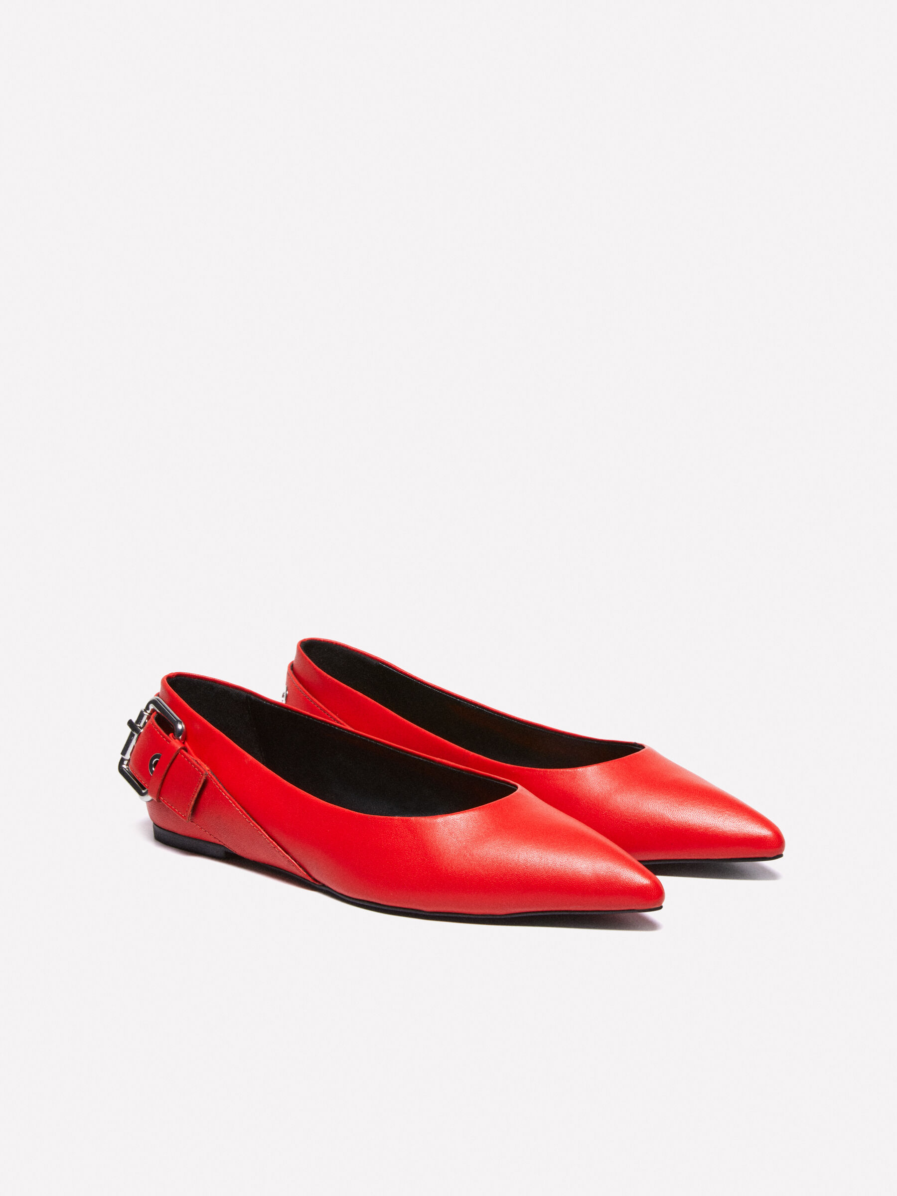 Red ballet flats with buckle, Red - Sisley