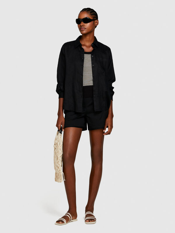 Regular fit shorts Regular fit shorts - women's shorts | Sisley