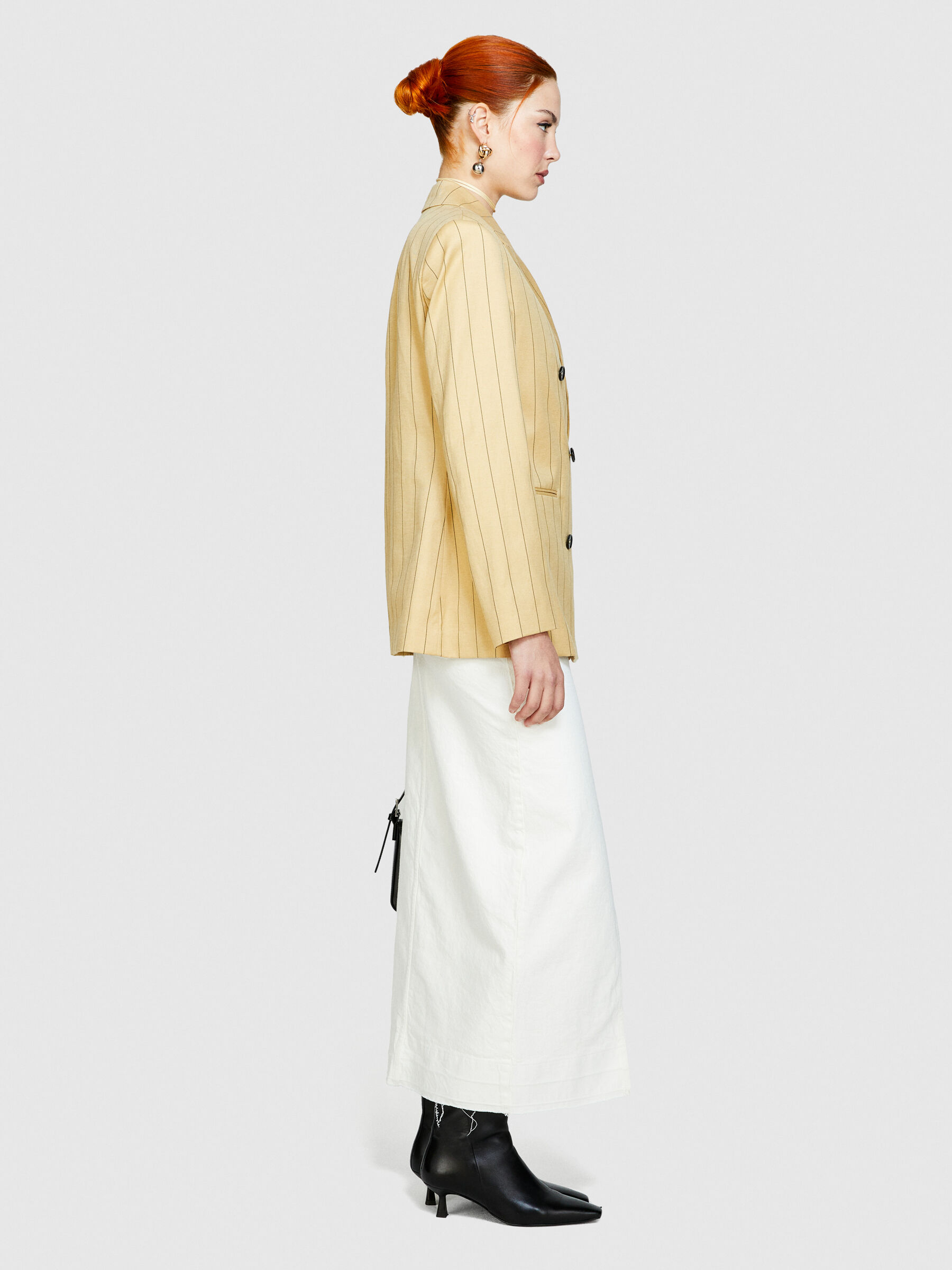 Denim skirt with slit, White - Sisley