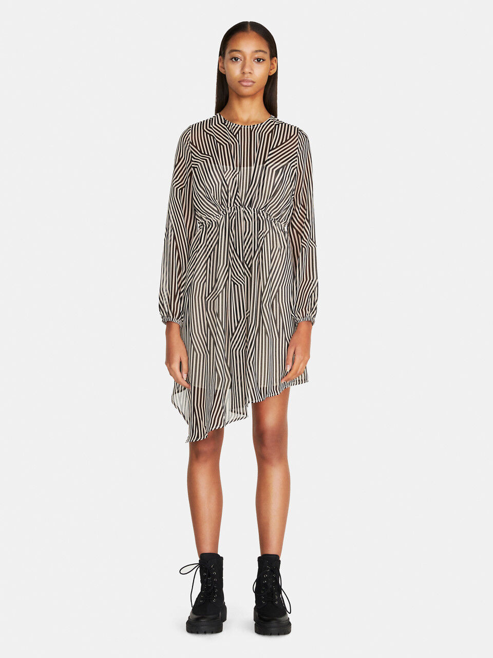Sisley dress shop
