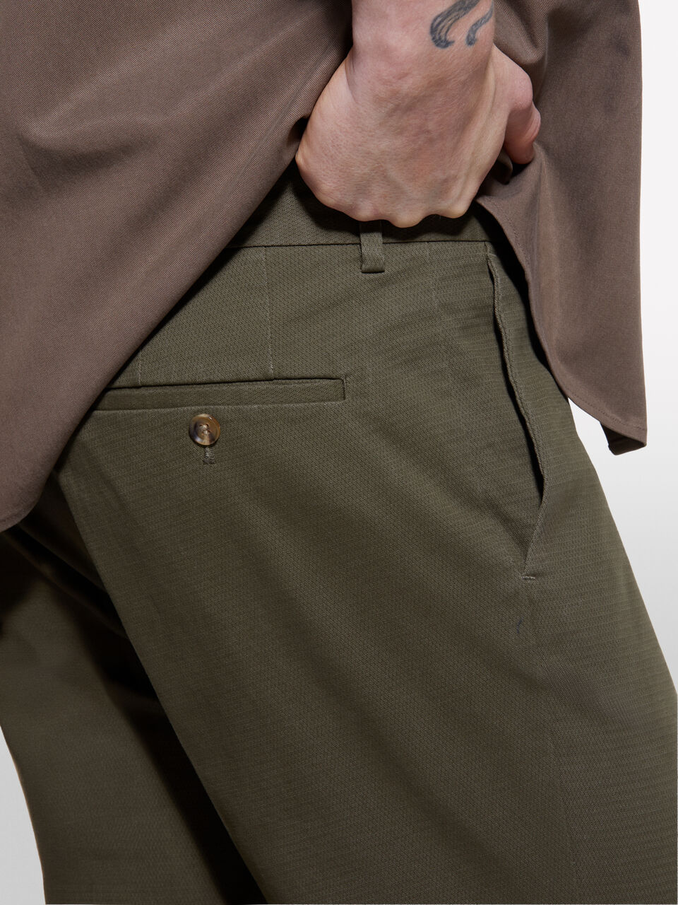 TROUSERS Men image number null