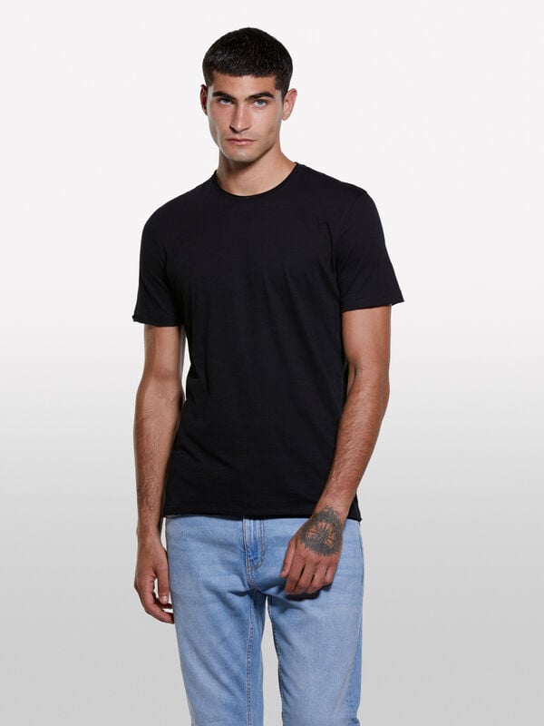 Black slim fit short sleeve t-shirt - men's short sleeve t-shirts | Sisley
