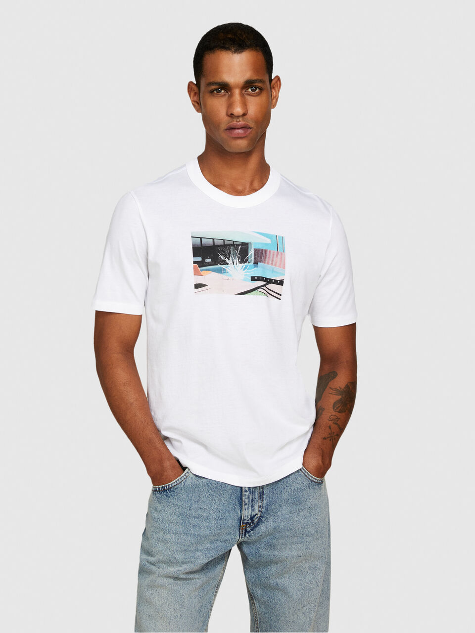 Relaxed fit t-shirt with print Men image number null
