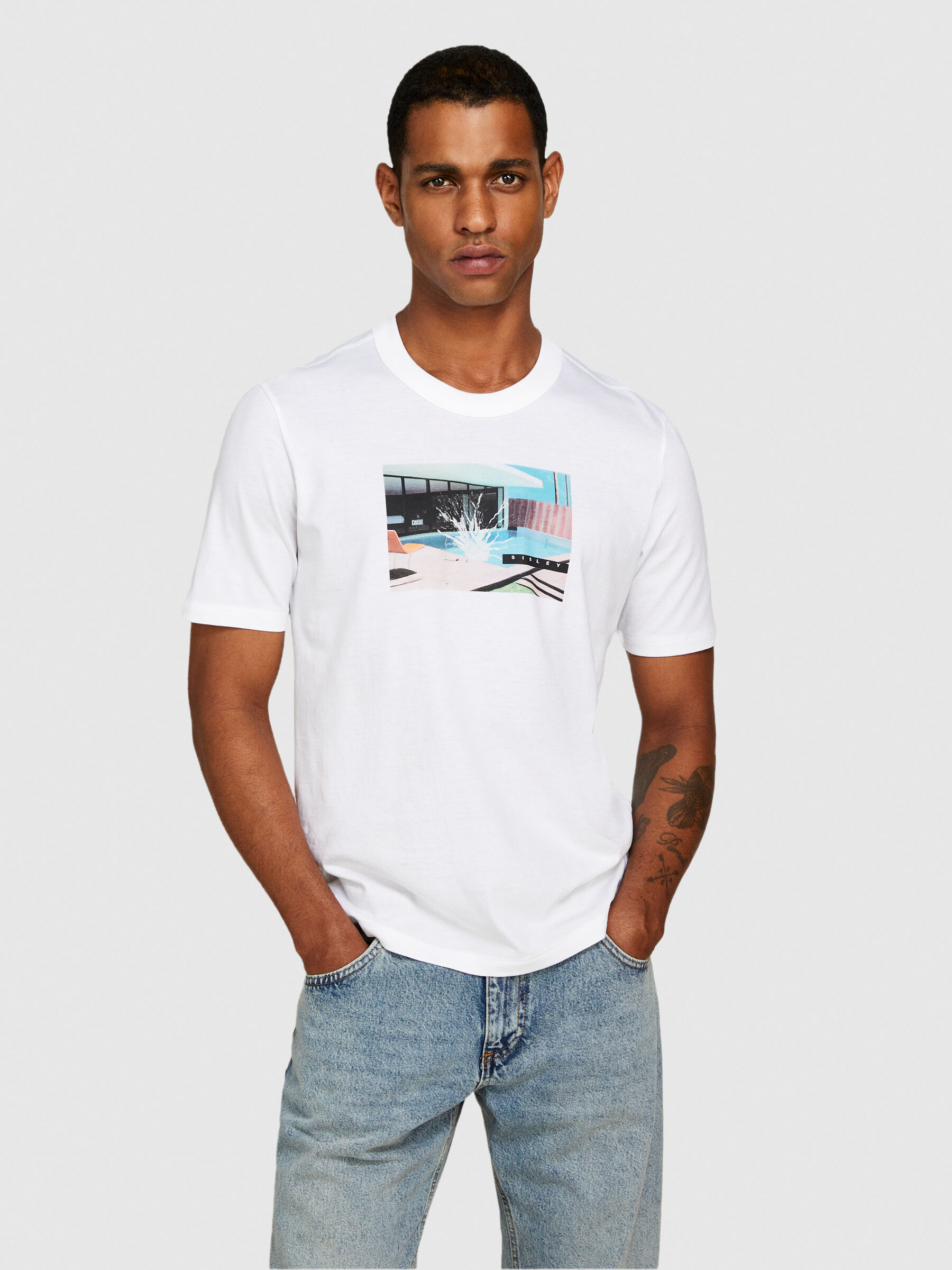 Relaxed fit t-shirt with print Men image number null