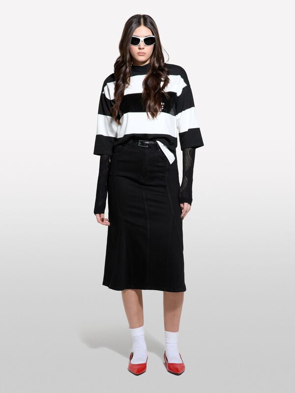 Striped t-shirt with sequins Striped t-shirt with sequins - women's short sleeve t-shirts | Sisley