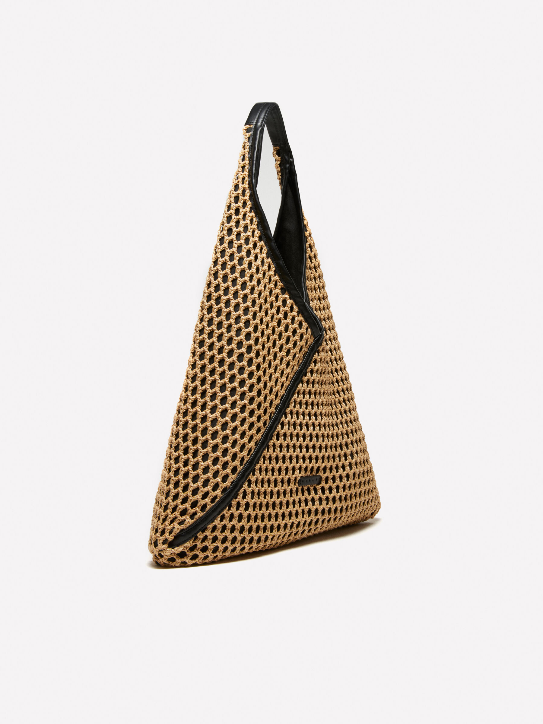 ◇ILLIGO◇ Soft shirring big bag beige Soft Shirring Big Bag Black | ファッション通販サイト NUGU