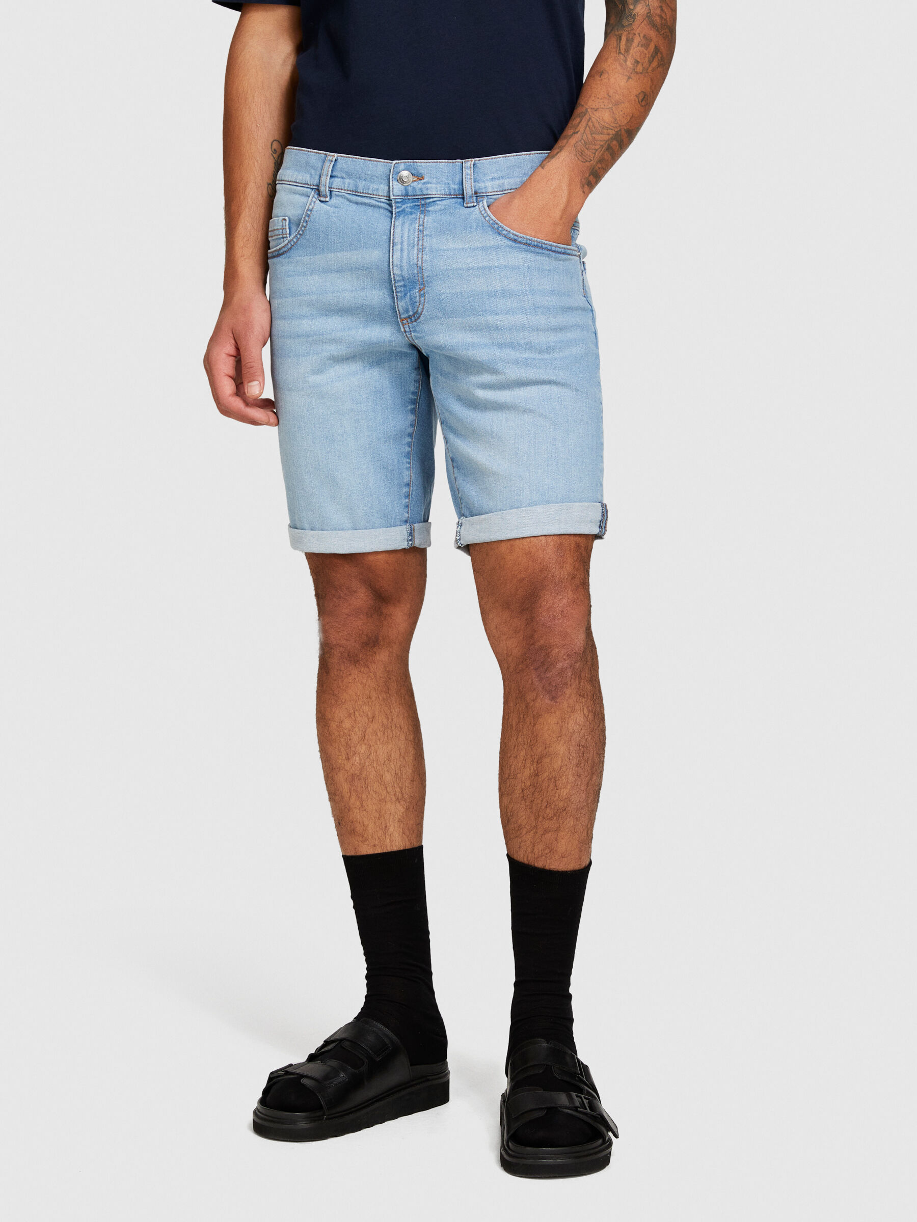【KOOLOSET】Deep Tuck Brush Bermuda Denim Buy Bleach Knee Length Bermuda Denim Shorts from Next USA