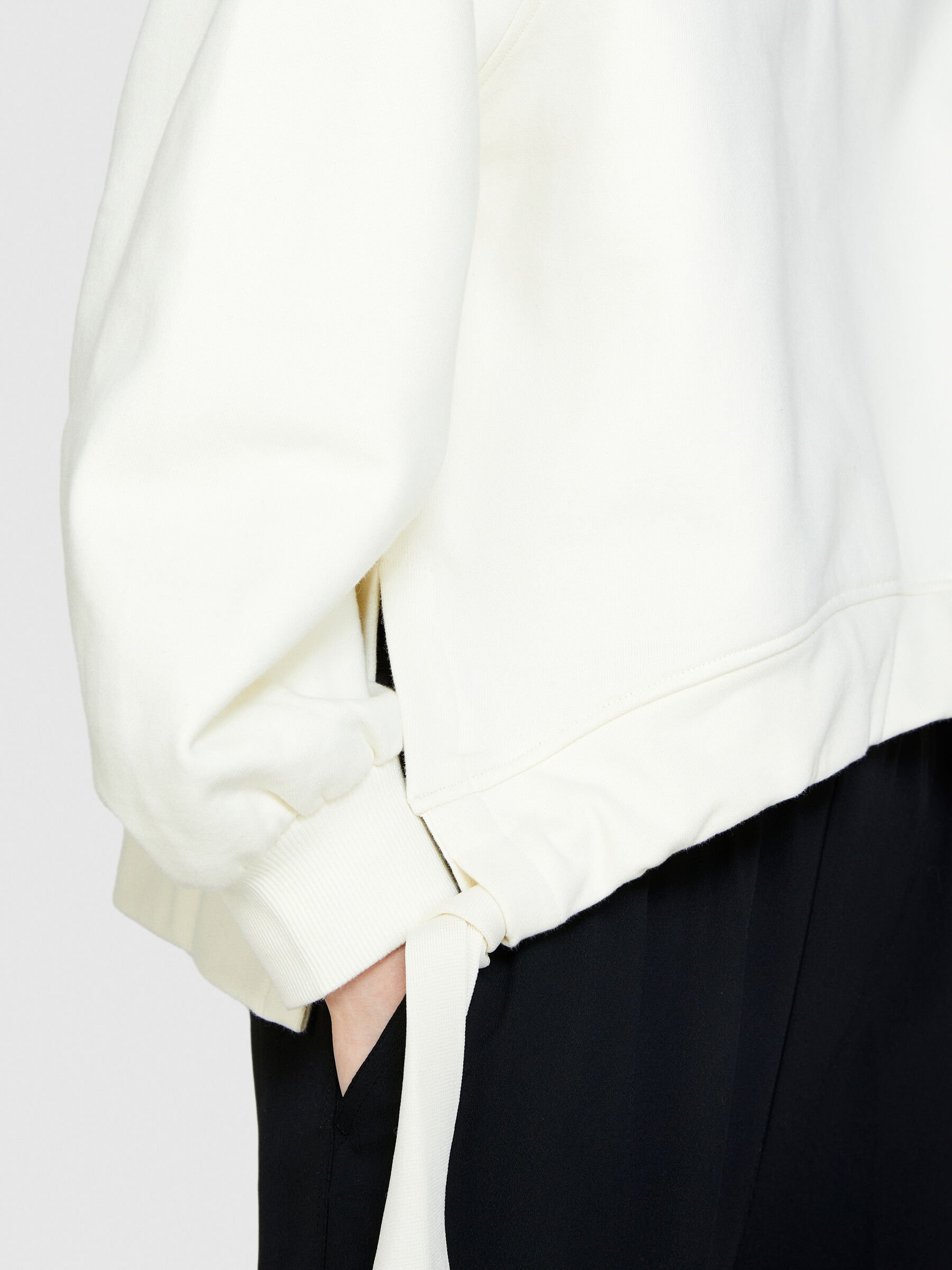 Sisley_24P_3FPPL104O_1E9_D1_Fu