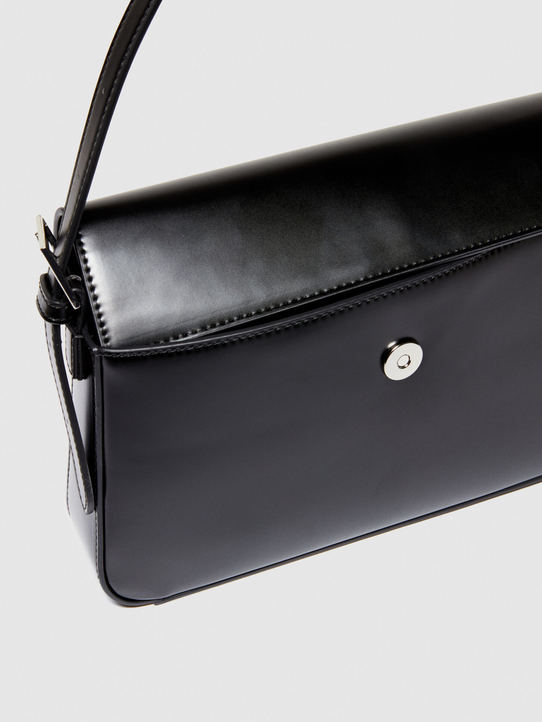 sisley quilted chain bag