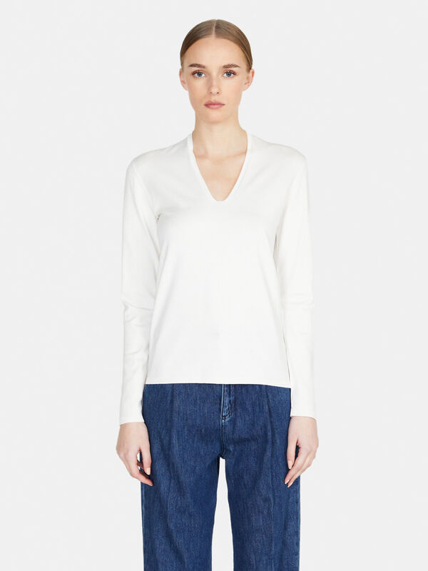 Sweater with plunging neckline - women's v-neck sweaters | Sisley