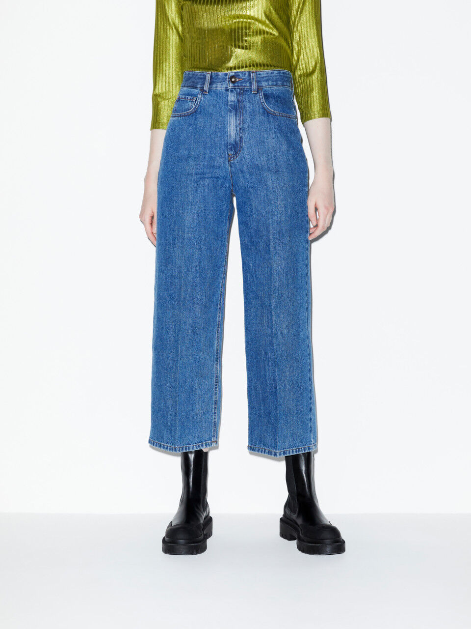 cropped jeans