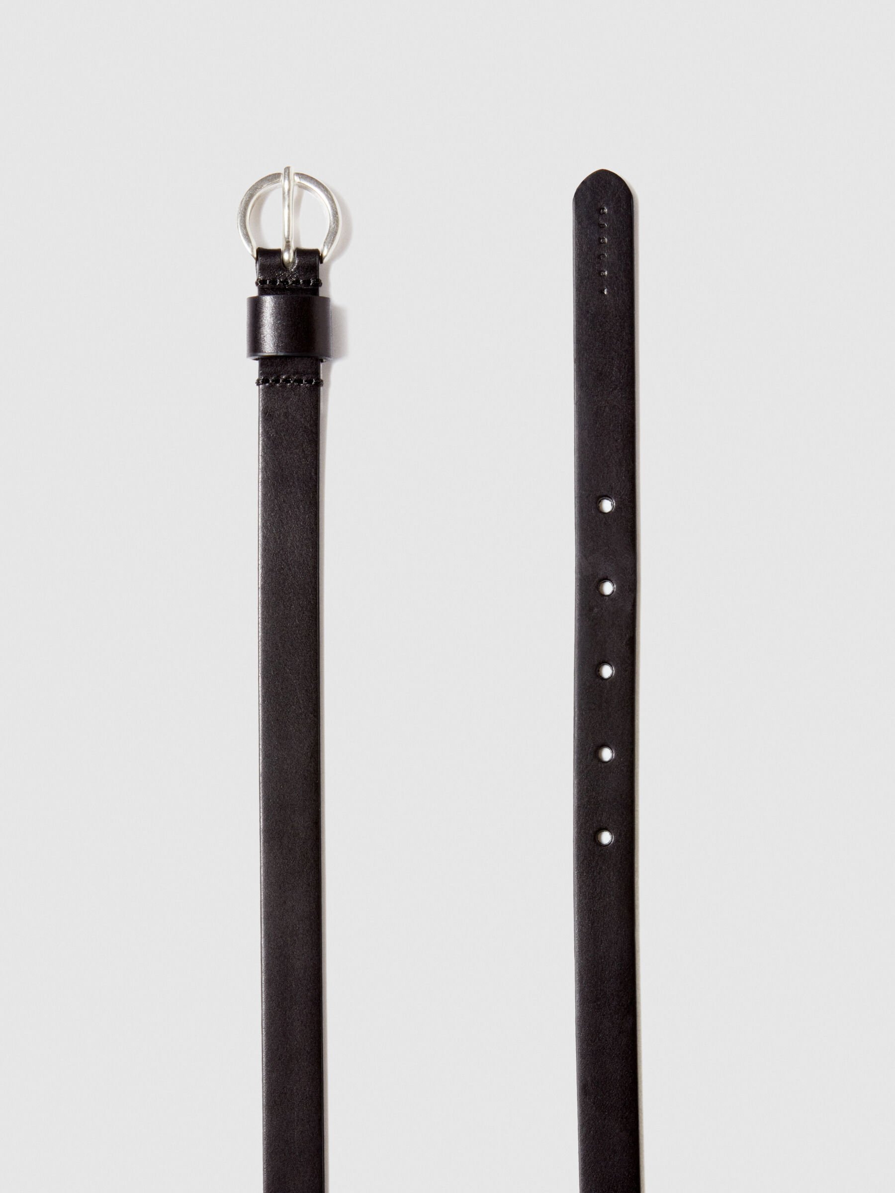Low-hanging leather belt Women image number null