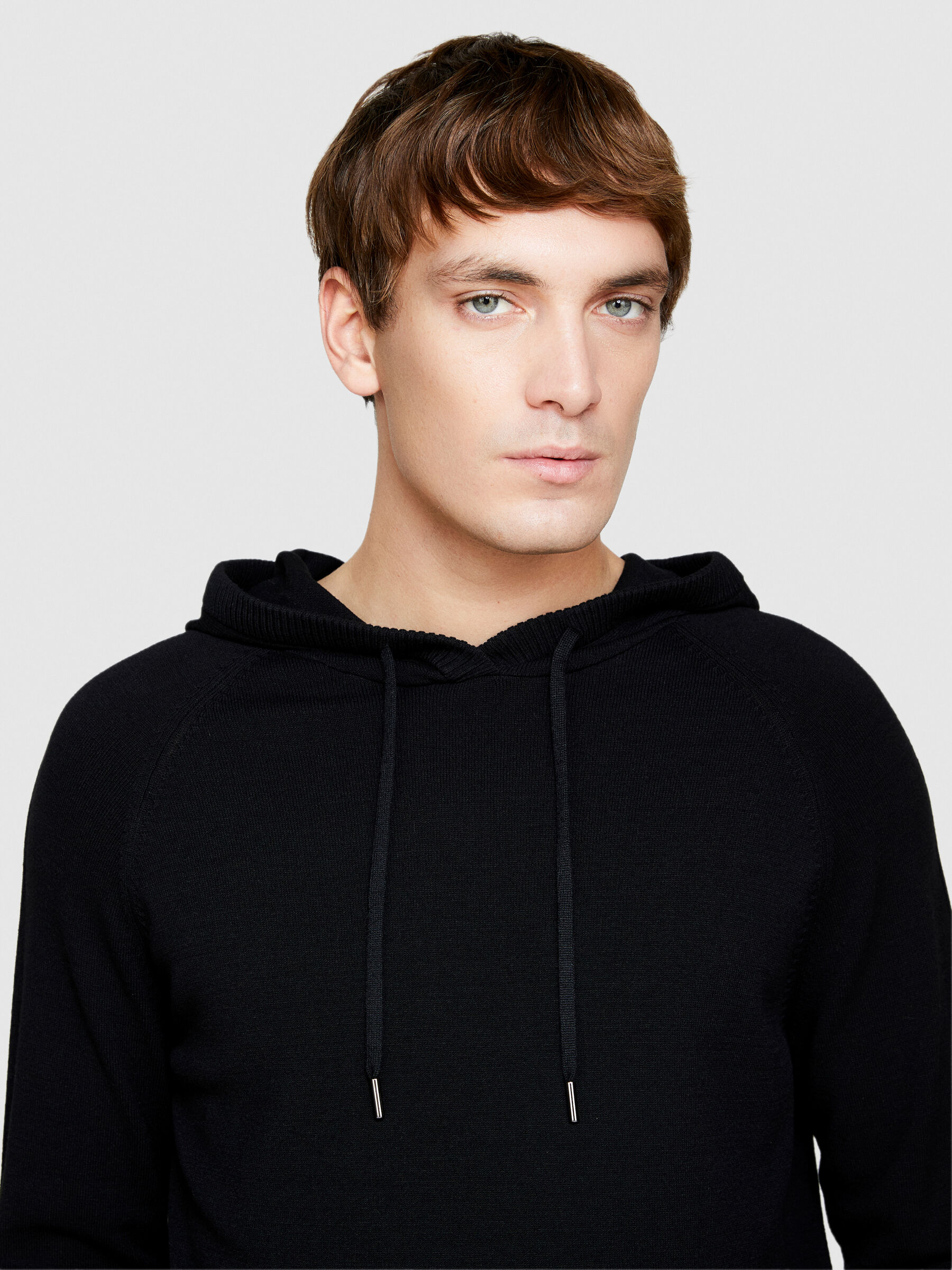 Pullover knit hoodie Black Sisley