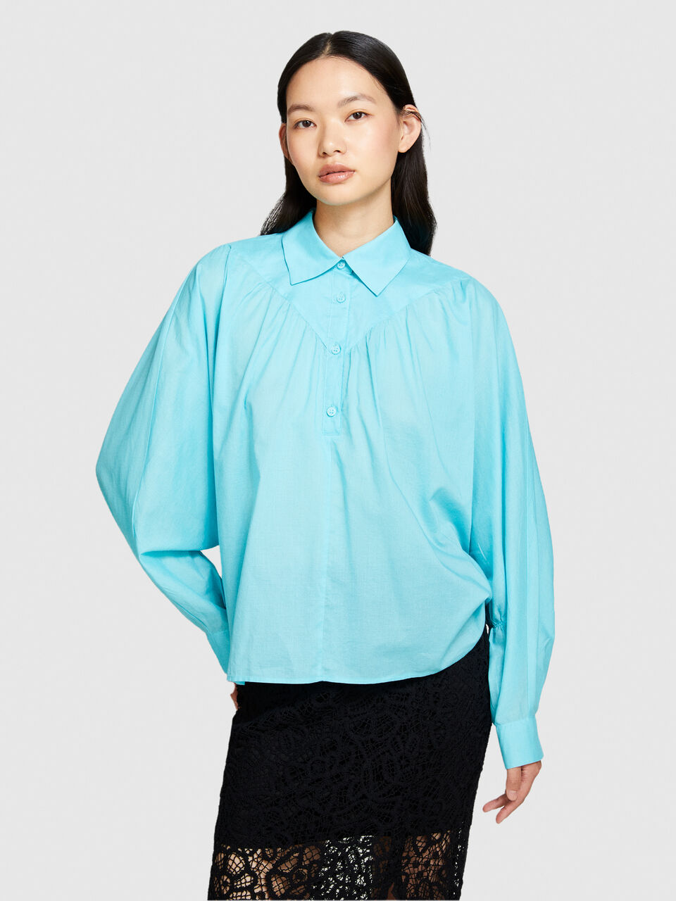Oversized blouse Women image number null