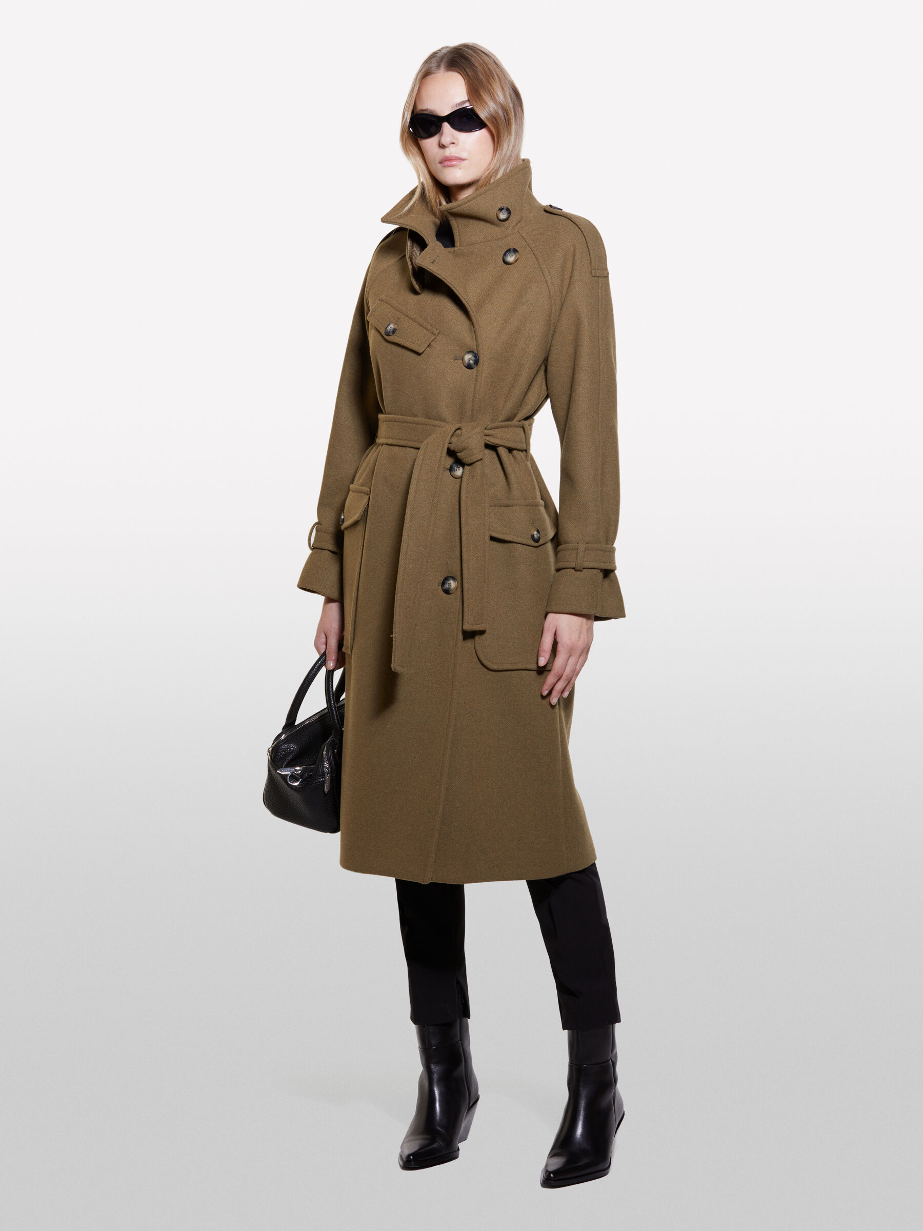 COAT Women image number null