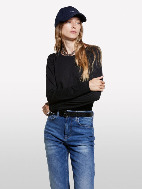 Black long sleeve t-shirt Black long sleeve t-shirt - women's long sleeve t-shirts | Sisley