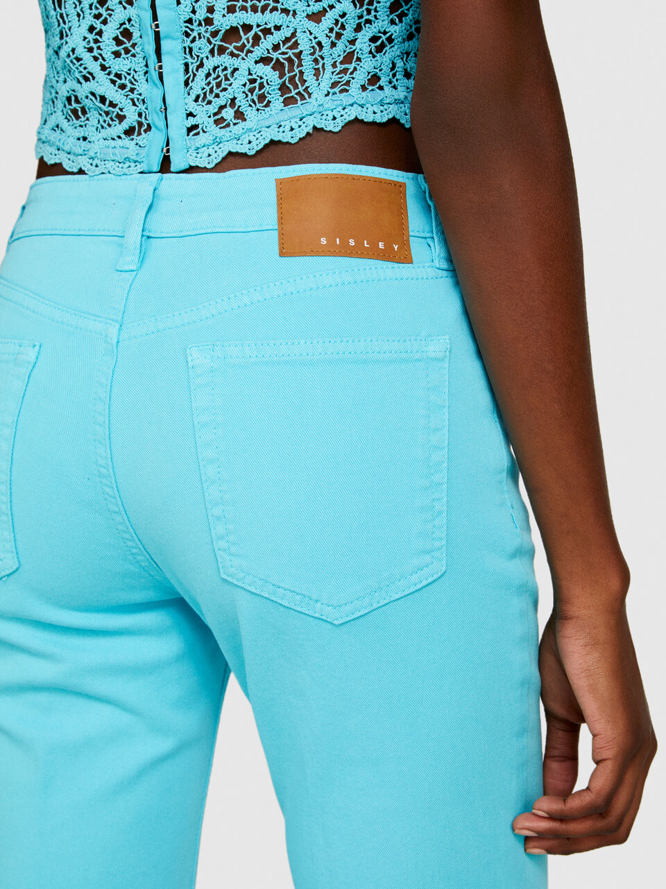 Colored flared fit jeans Women image number null