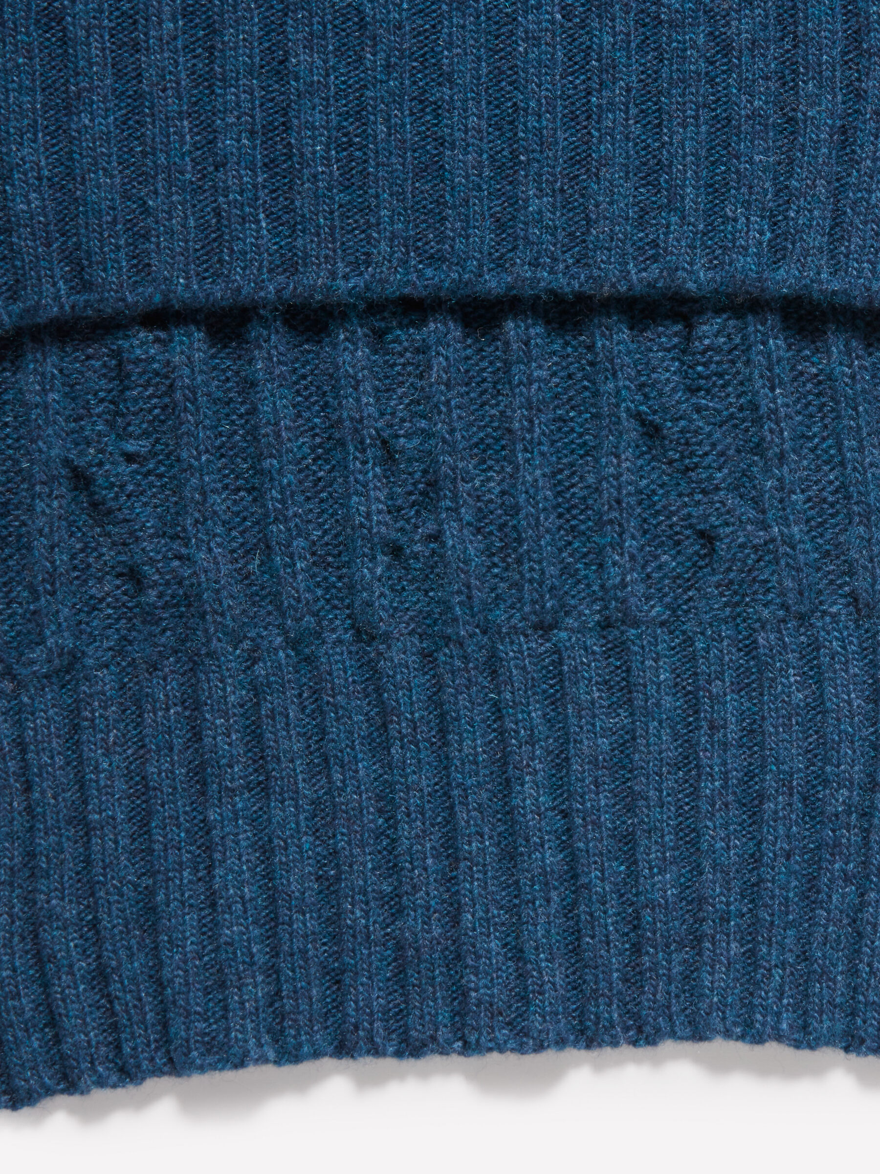 KNITTED SCARF Men image number null