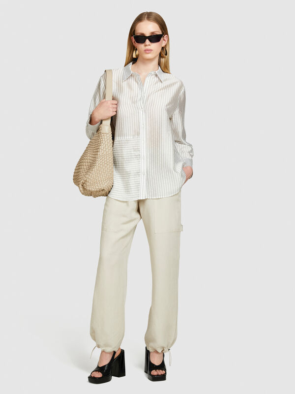 Linen blend cargo trousers - women's carrot fit trousers | Sisley