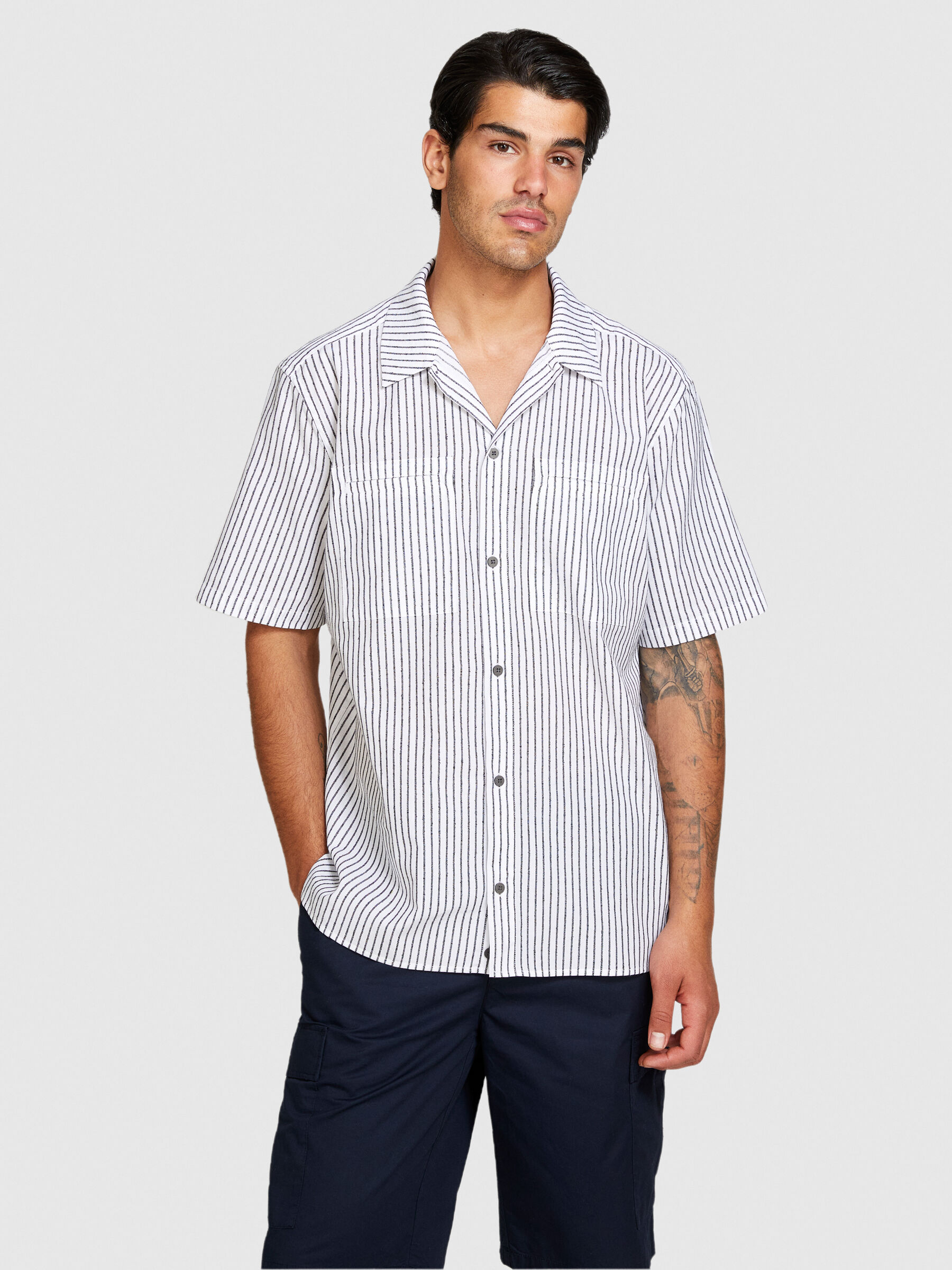 Striped short sleeve shirt Men image number null