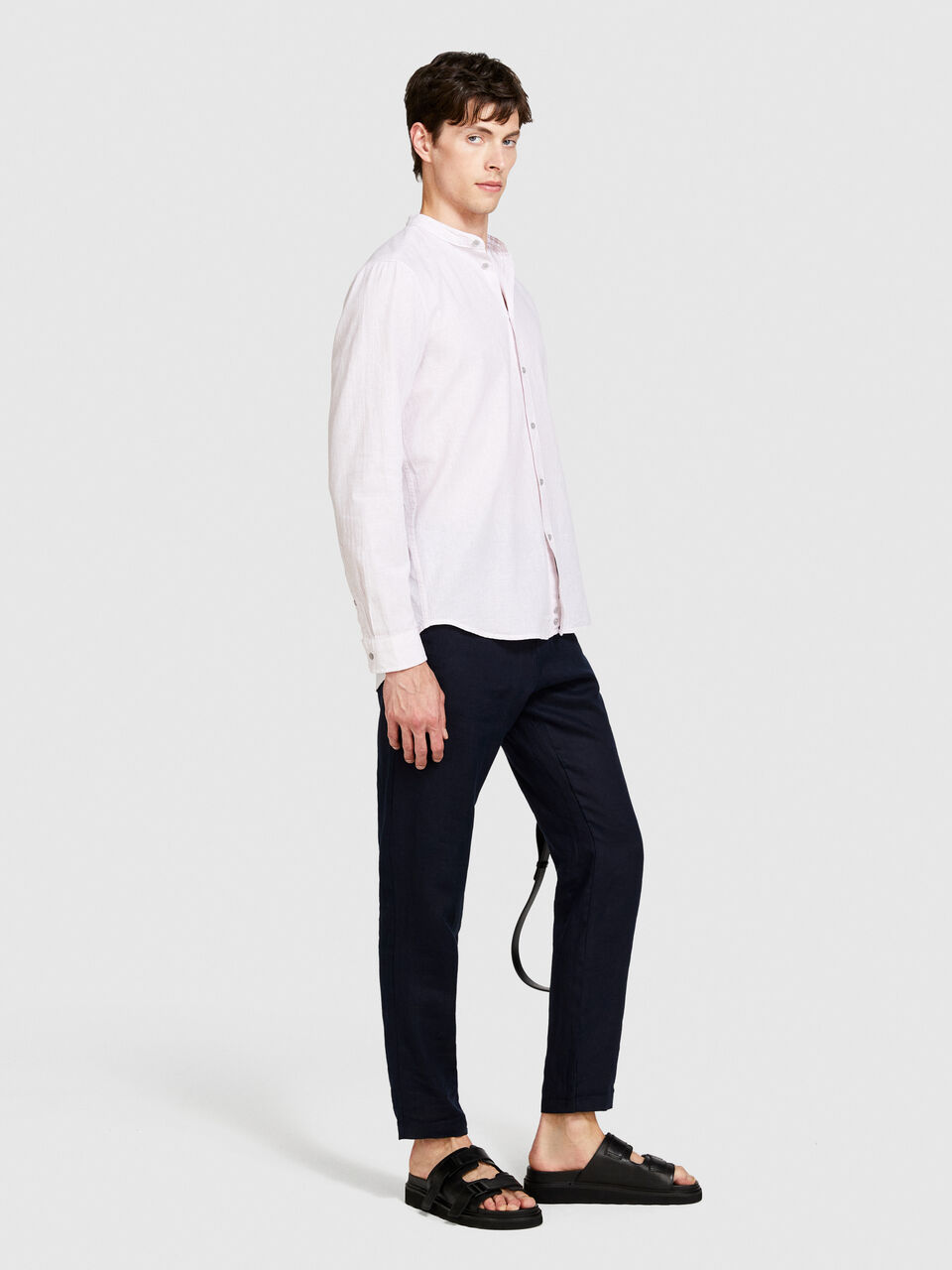 Mandarin collar shirt in linen blend Men image number null