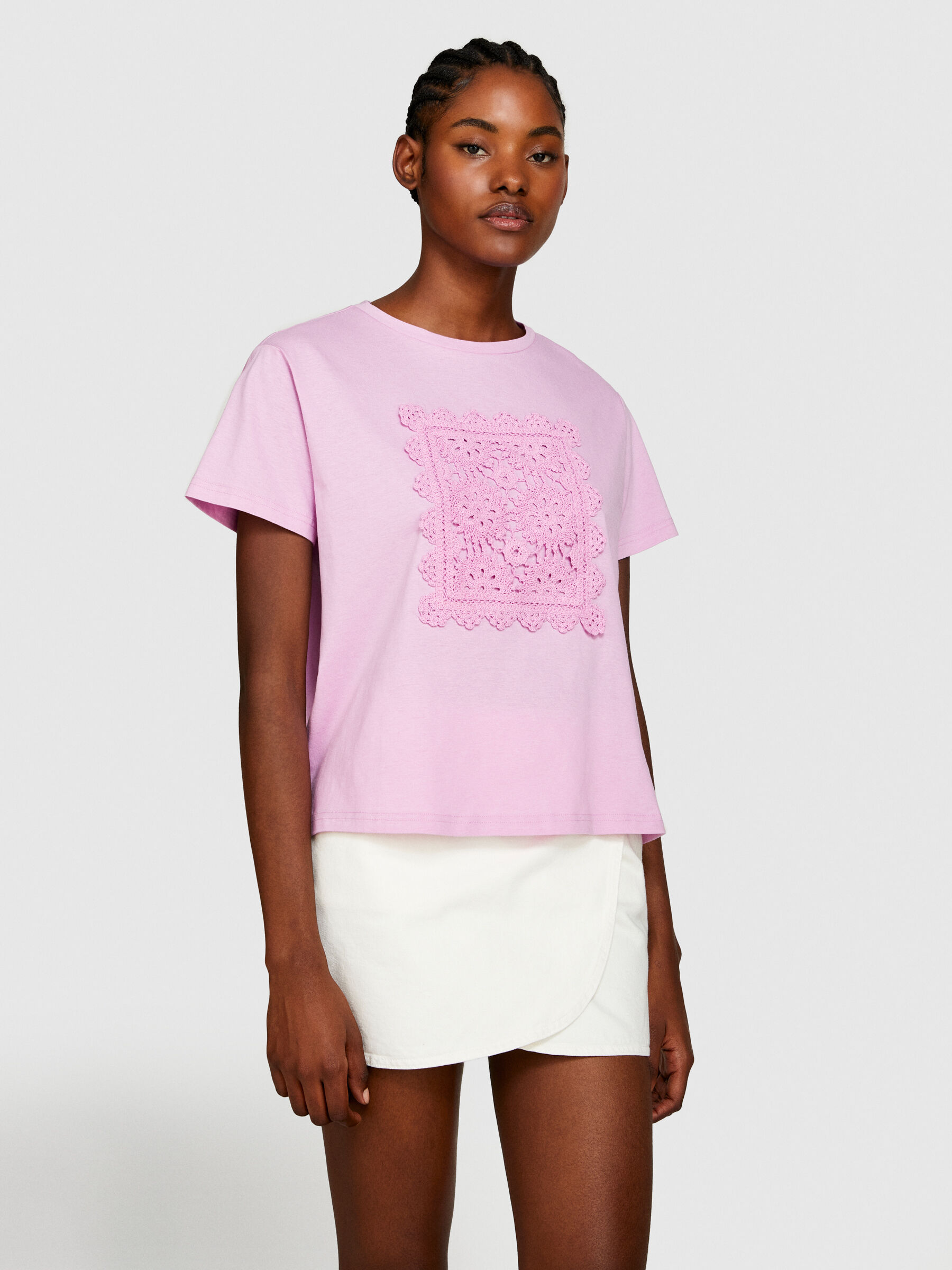 T-shirt with macramé embroidery Women image number null