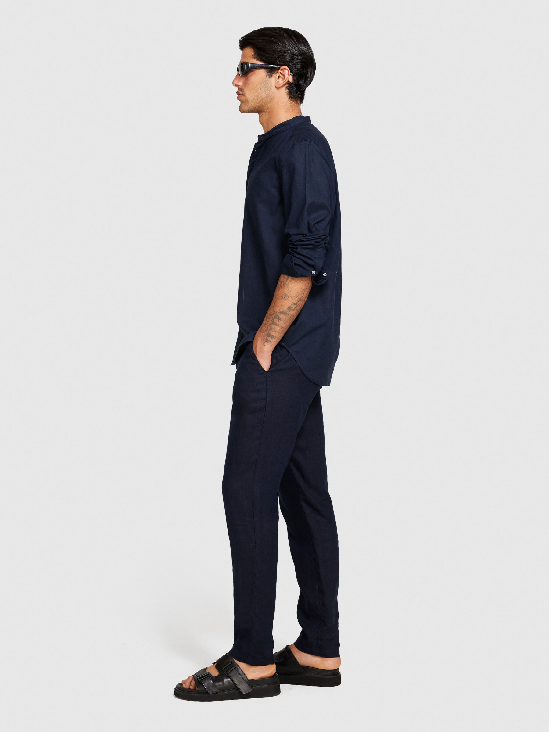 Mandarin collar shirt in linen blend Men image number null