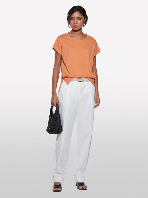 Orange t-shirt with pocket Orange t-shirt with pocket - women's short sleeve t-shirts | Sisley