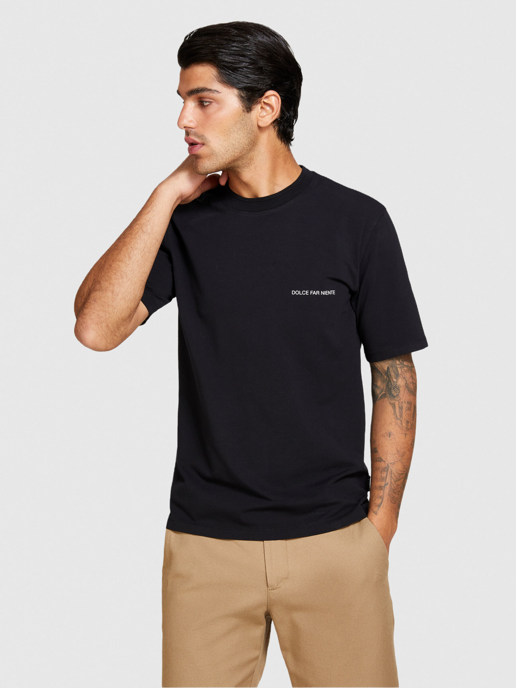 T shirt with embroidery Black Sisley