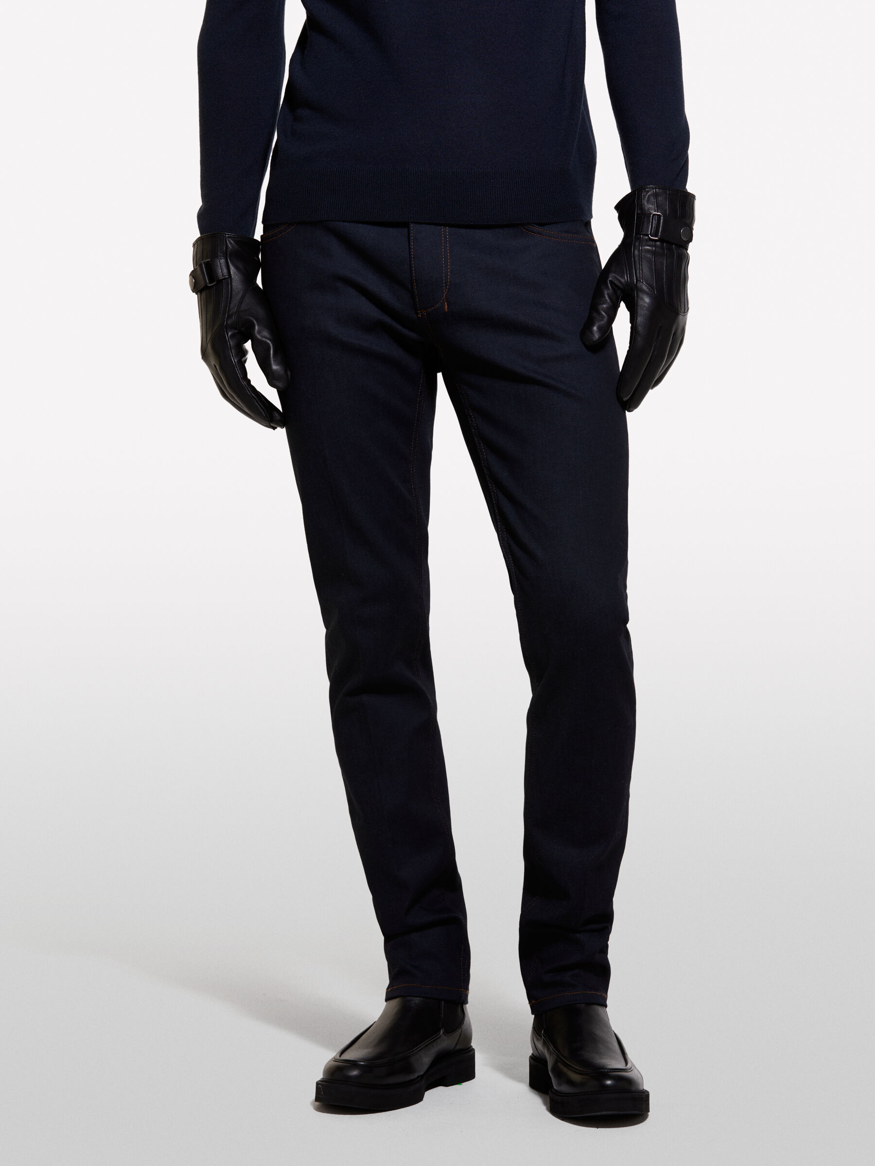 TROUSERS Men image number null