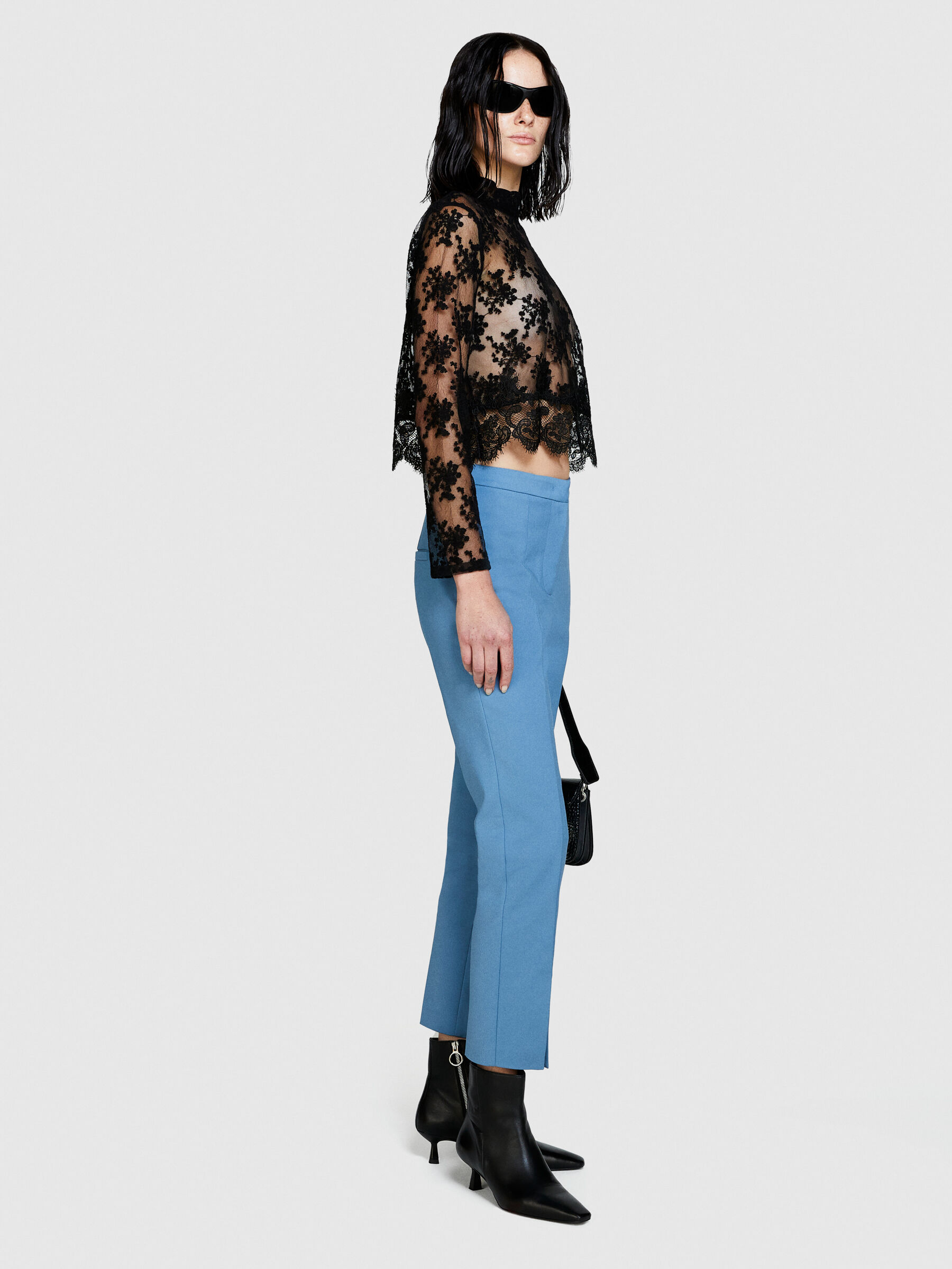 Cigarette trousers Women image number null