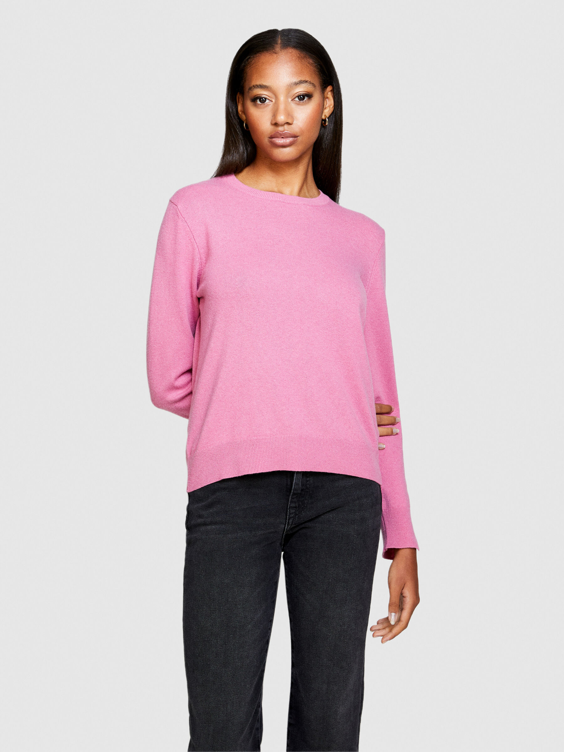 Pink crew clearance neck sweater women's