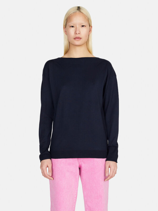 Solid color sweater with boat neck Women