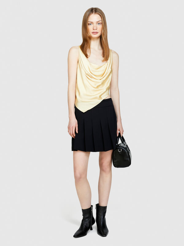 Mini skirt with pleats - women's mini skirts | Sisley