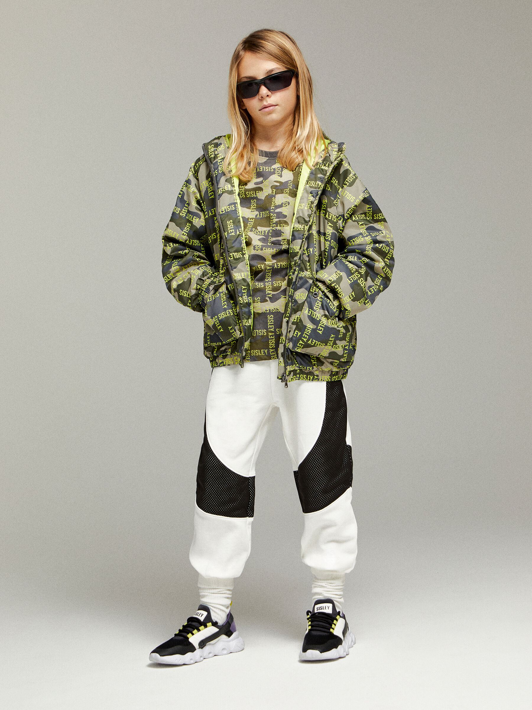 Sporty joggers Junior Boy image number null